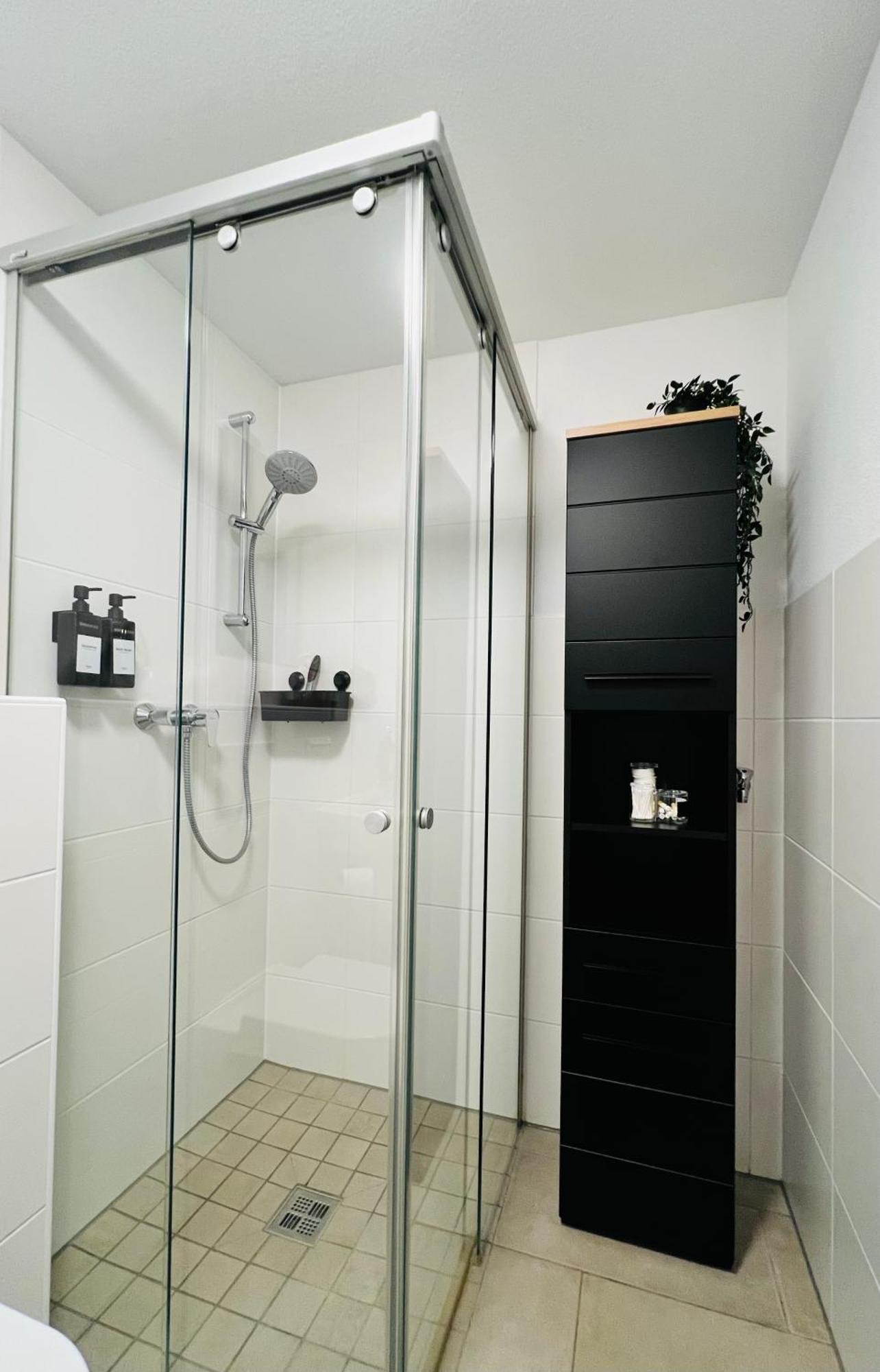 Moderne Wohnung Naehe Hbf-Lift-Tiefgarage-Contactless Check-In Hannover Bagian luar foto