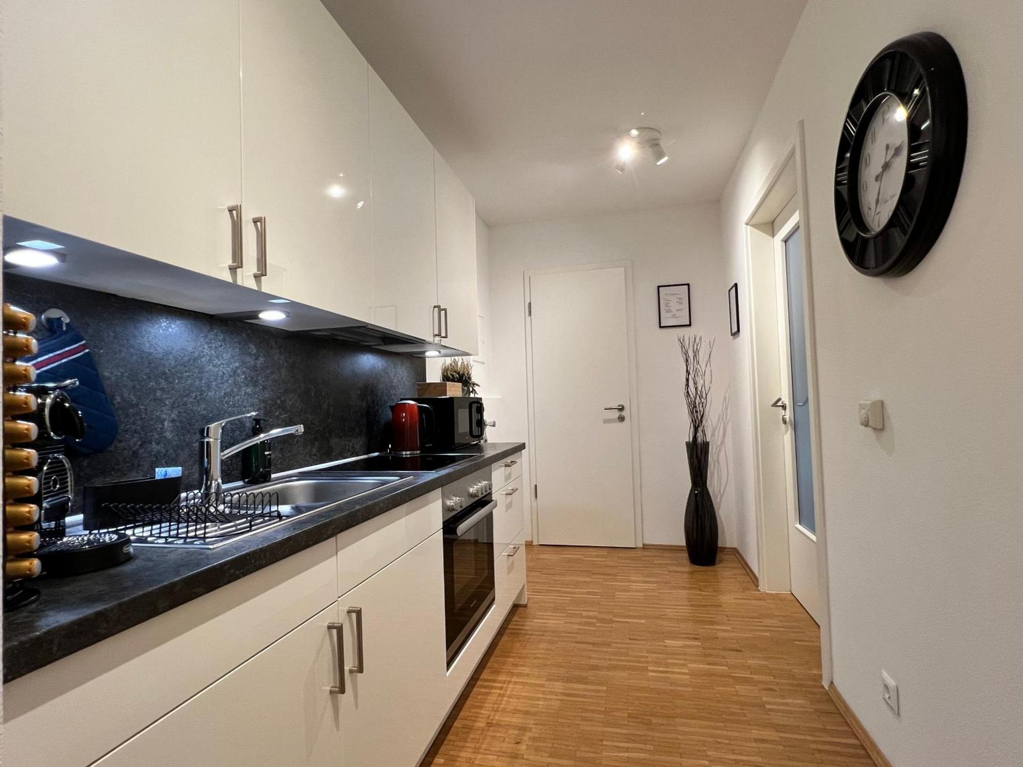 Moderne Wohnung Naehe Hbf-Lift-Tiefgarage-Contactless Check-In Hannover Bagian luar foto