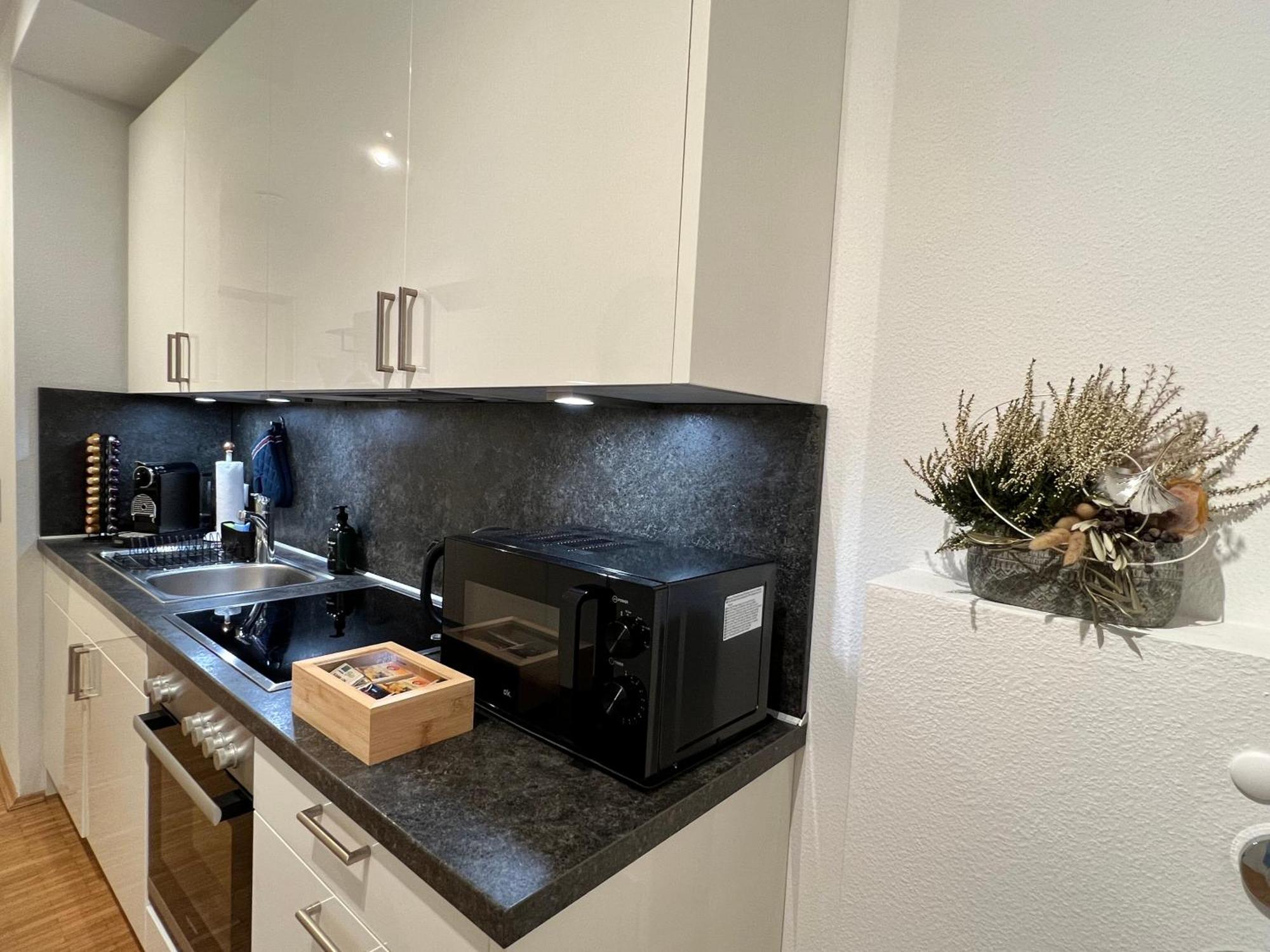Moderne Wohnung Naehe Hbf-Lift-Tiefgarage-Contactless Check-In Hannover Bagian luar foto